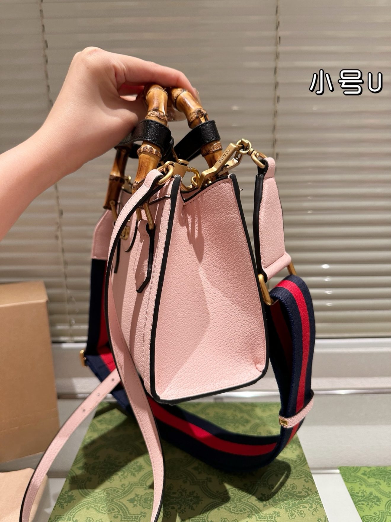 Gucci Diana Top HandBags small size 19x16cm - Image 5