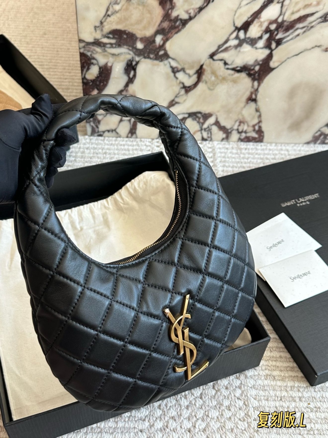 YSL Icarino Top Handle Bag 26*17cm - Image 2