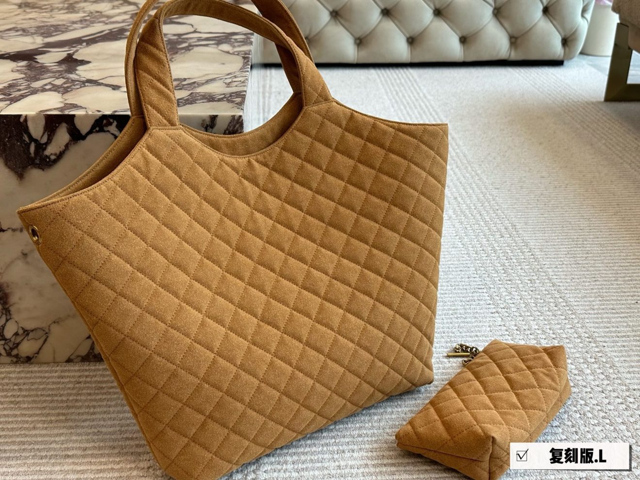 YSL ICARE SUEDE 36x36cm - Image 3