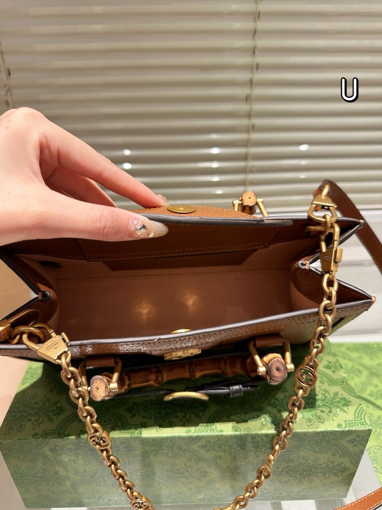 Gucci Diana Bamboo HandBags size 26x16cm - Image 5