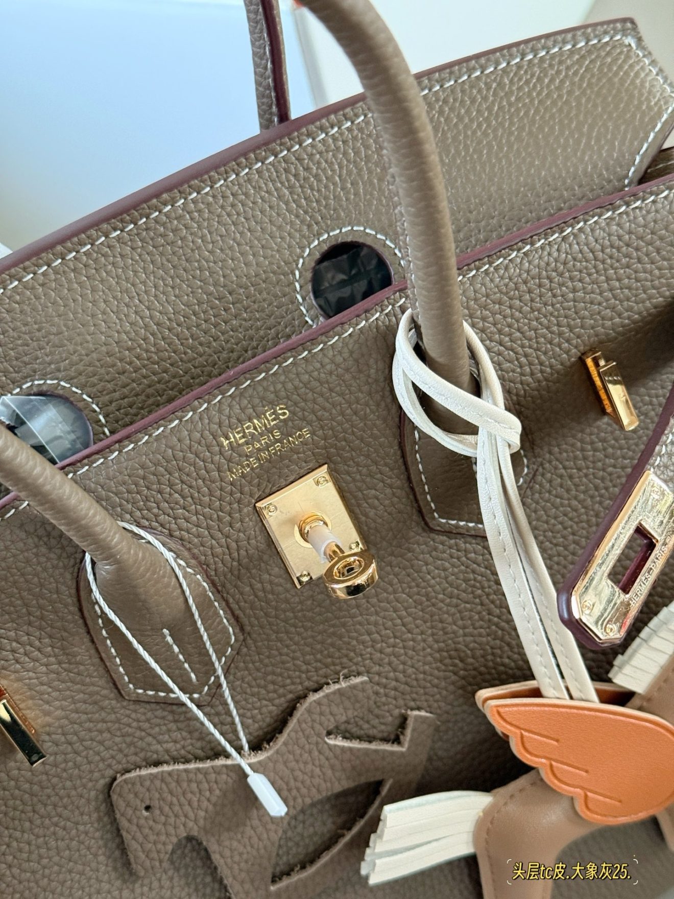 Hermes Birkin 25 Etoupe Gold Hardware - Image 3