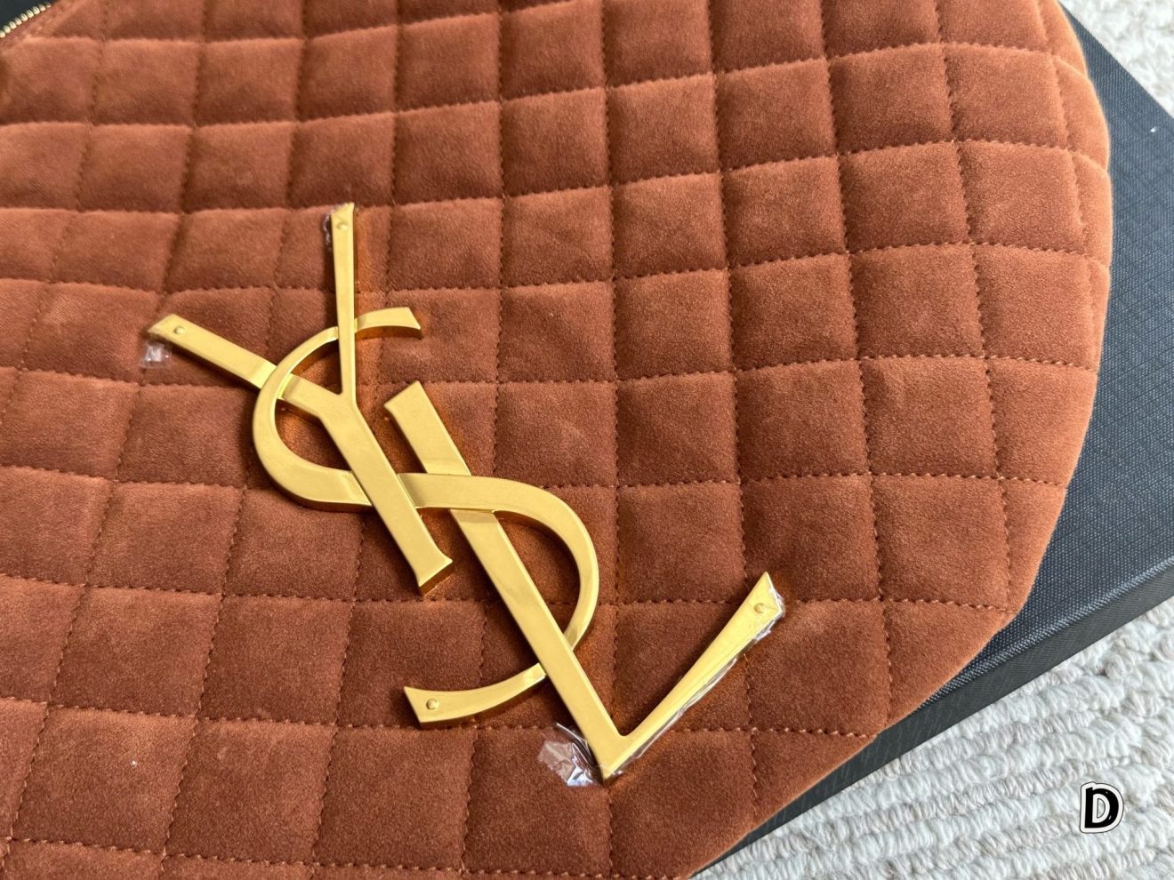YSL Icarino Top Handle Bag 48x33cm - Image 4