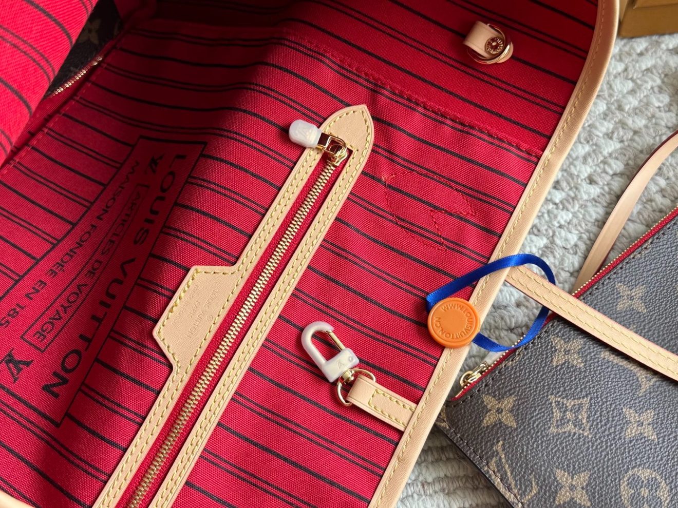 Louis Vuitton lv Neverfull MM CHERRY-32*29*17CM - Image 8