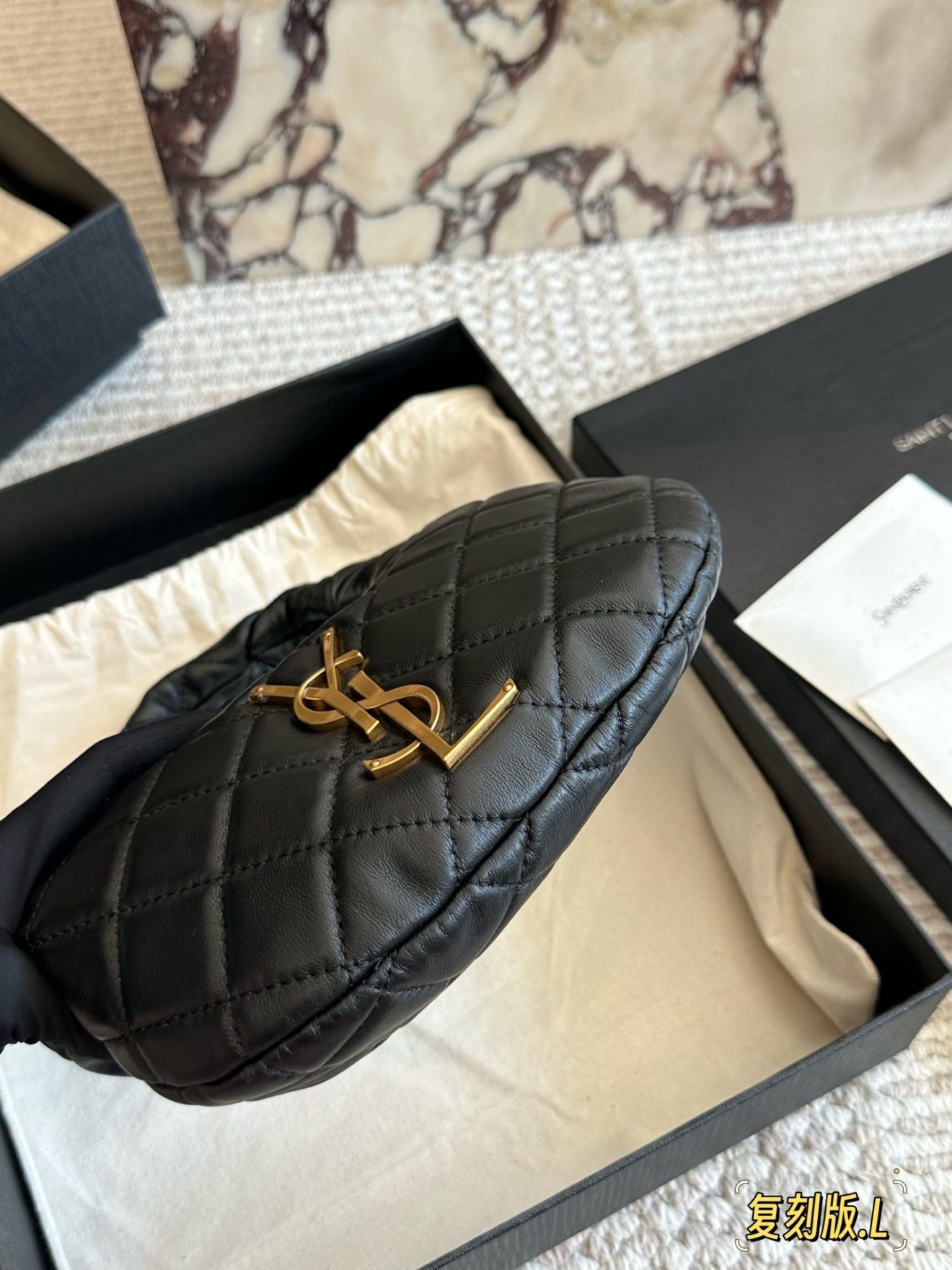 YSL Icarino Top Handle Bag 26*17cm - Image 3