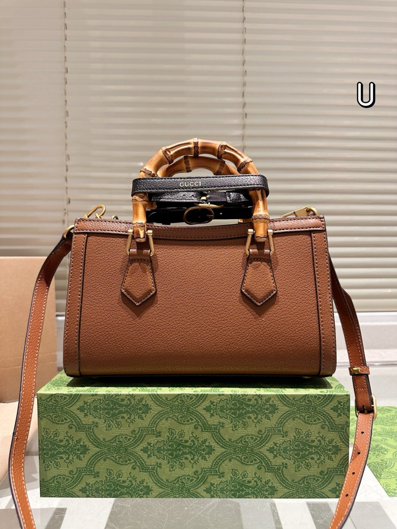 Gucci Diana Bamboo HandBags size 26x16cm - Image 2