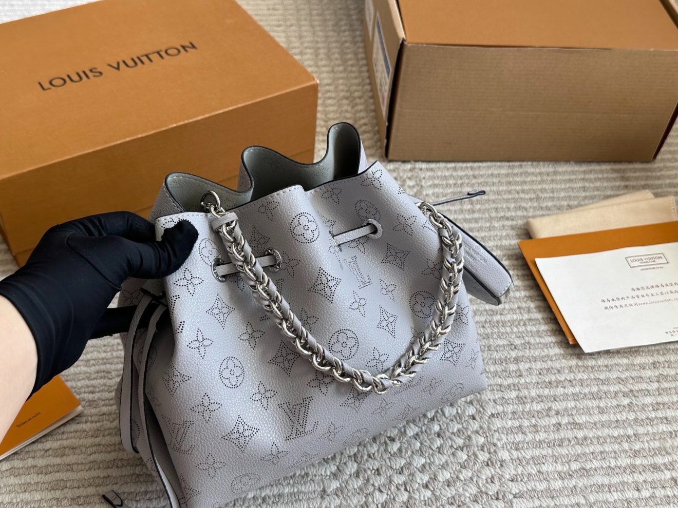 Louis Vuitton lv Bella Tote Bag-22*18*14CM - Image 4