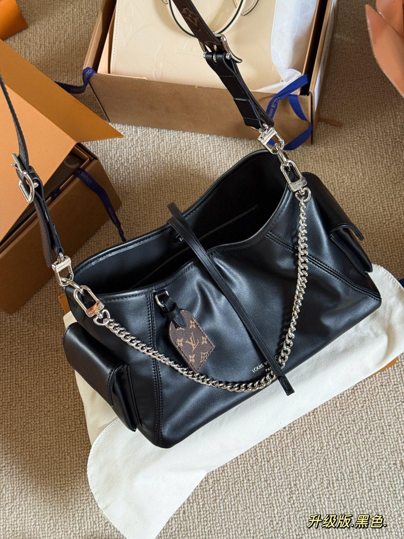 LOUIS VUITTON lv  CARRYALL DARK PM 33*23*15cm - Image 2
