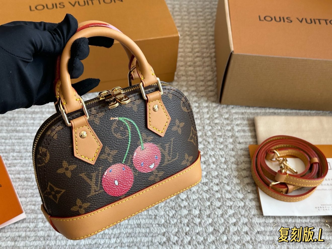 LOUIS VUITTON lv ALMA NANO (18*12*8cm) - Image 6