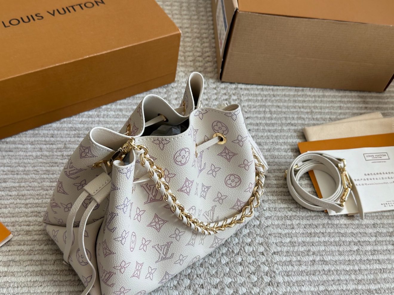 Louis Vuitton lv Bella Tote Bag-22*18*14CM - Image 4