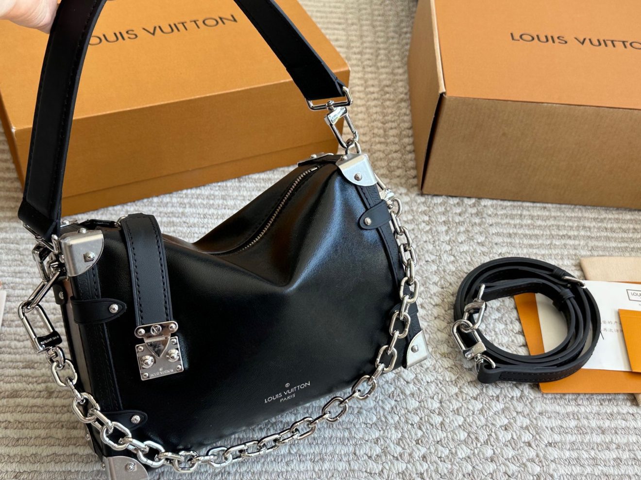 Louis Vuitton lv Soft Trunk MM 24x16x11cm - Image 7