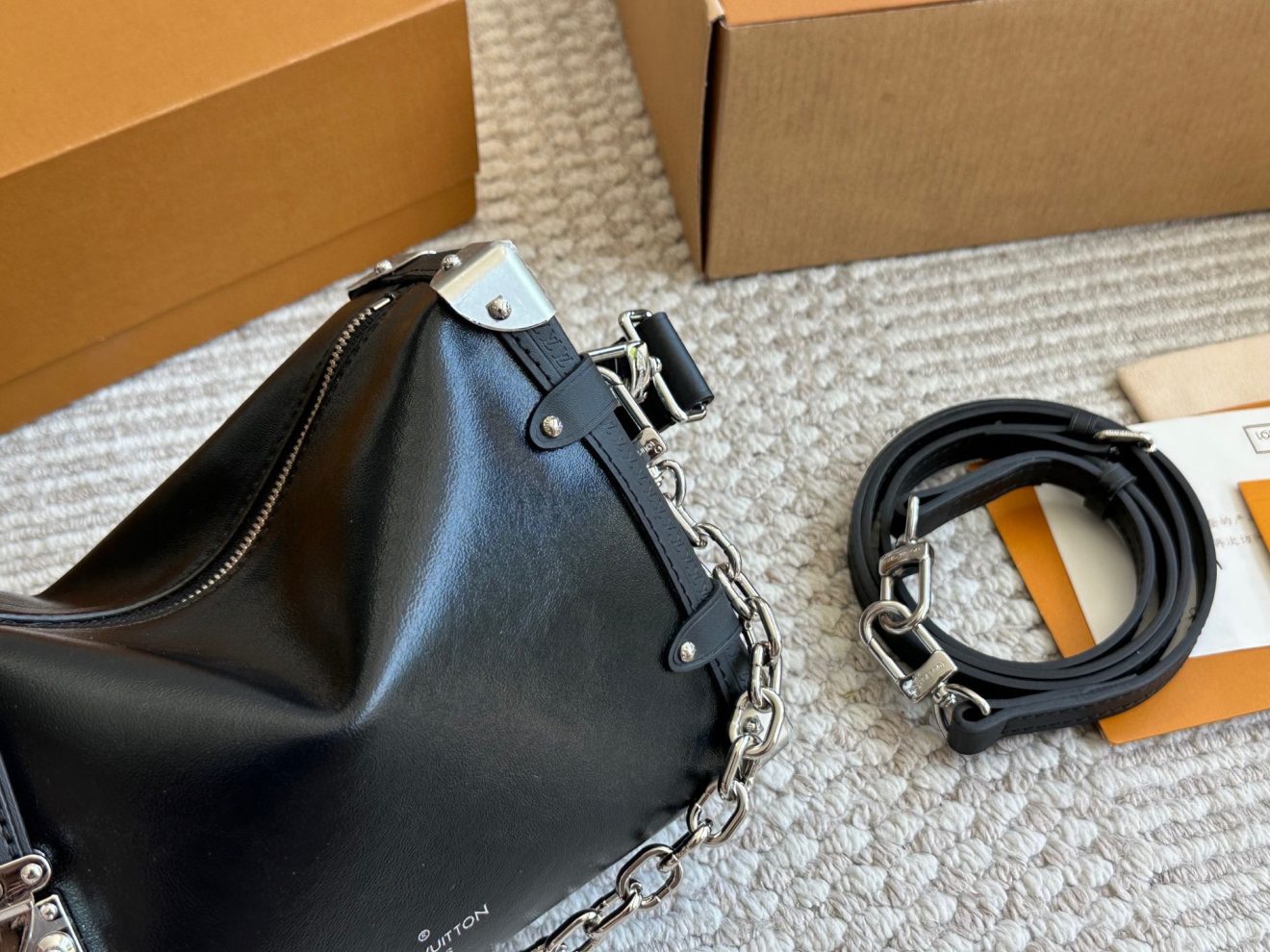 Louis Vuitton lv Soft Trunk MM 24x16x11cm - Image 8