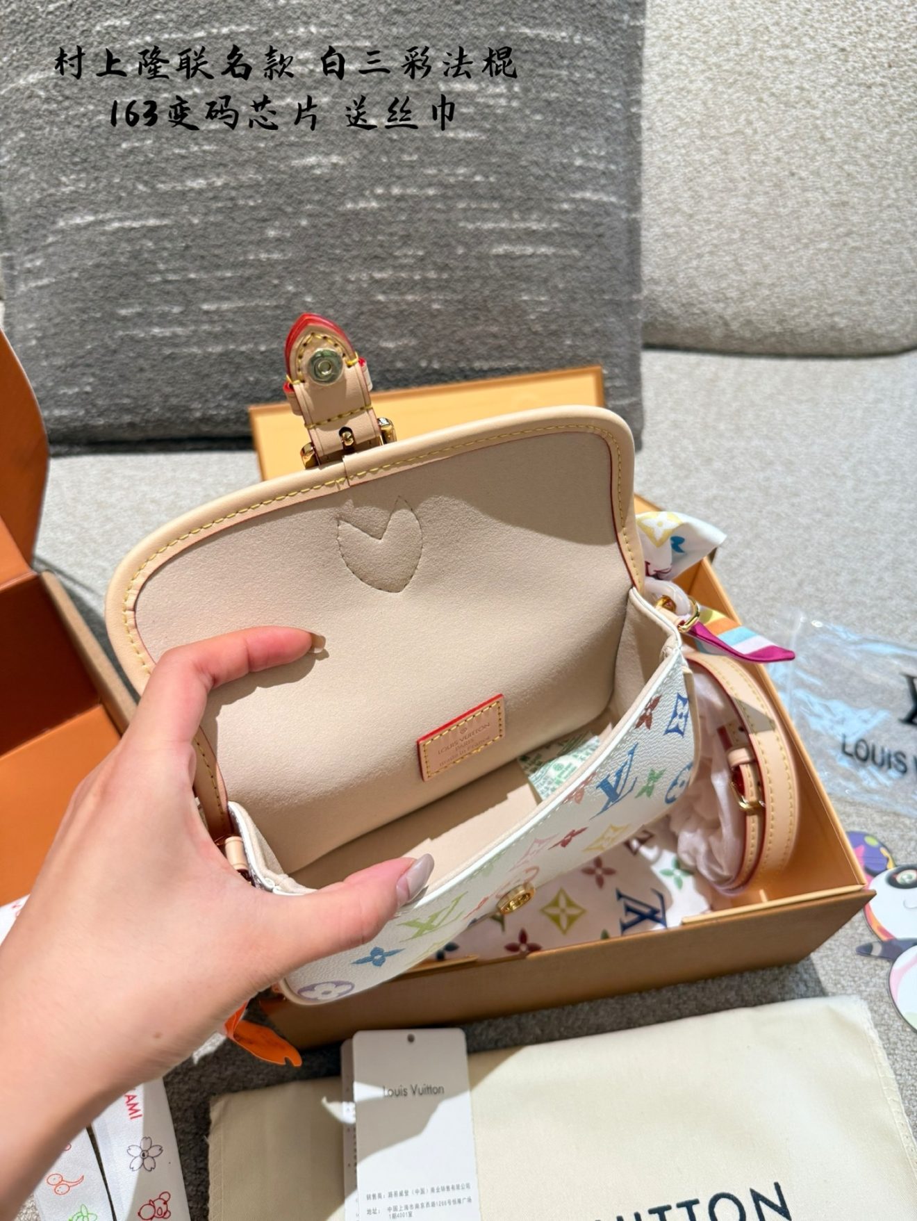 Louis Vuitton lv  Diane Handbags 19x10x6cm - Image 6