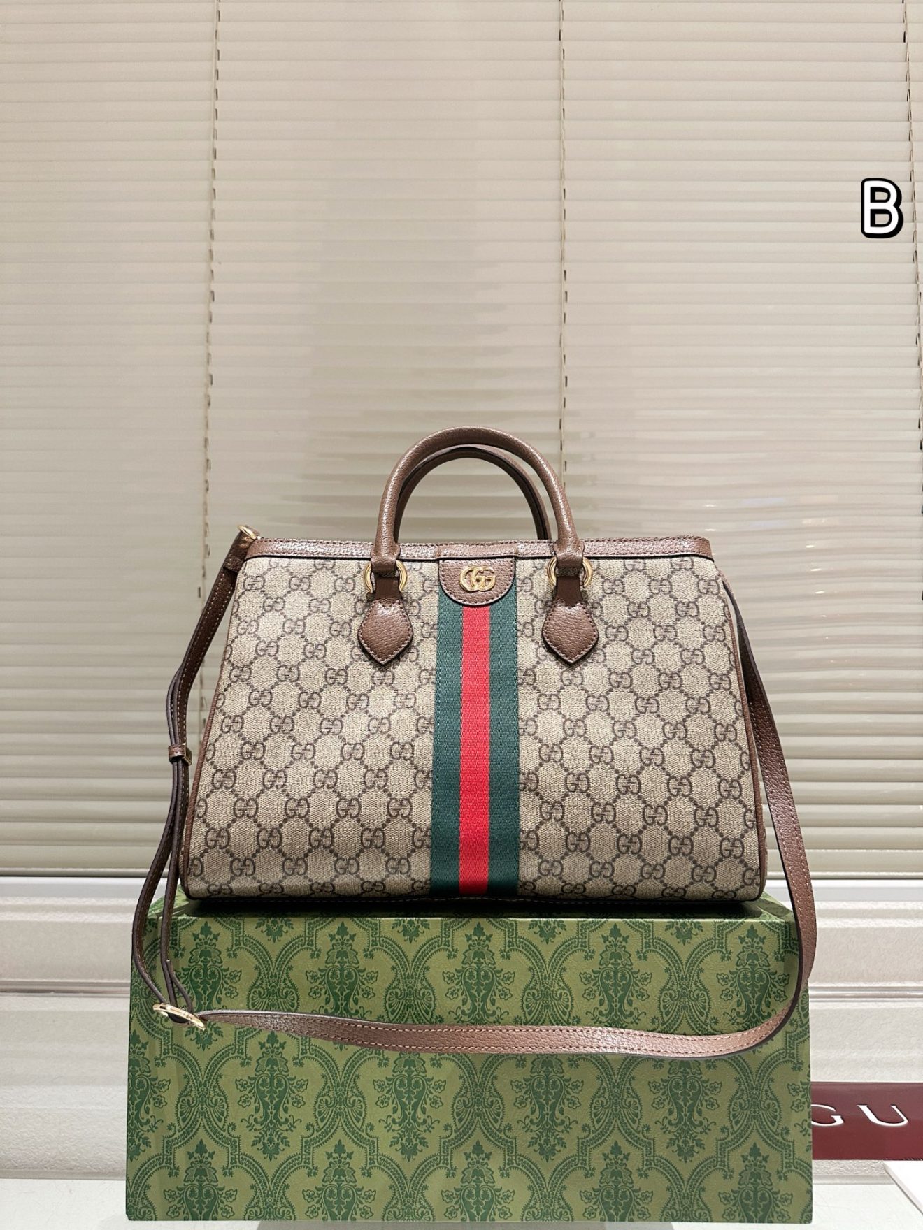Gucci Ophidia GG Medium Tote 33x27.5x14.5cm - Image 8