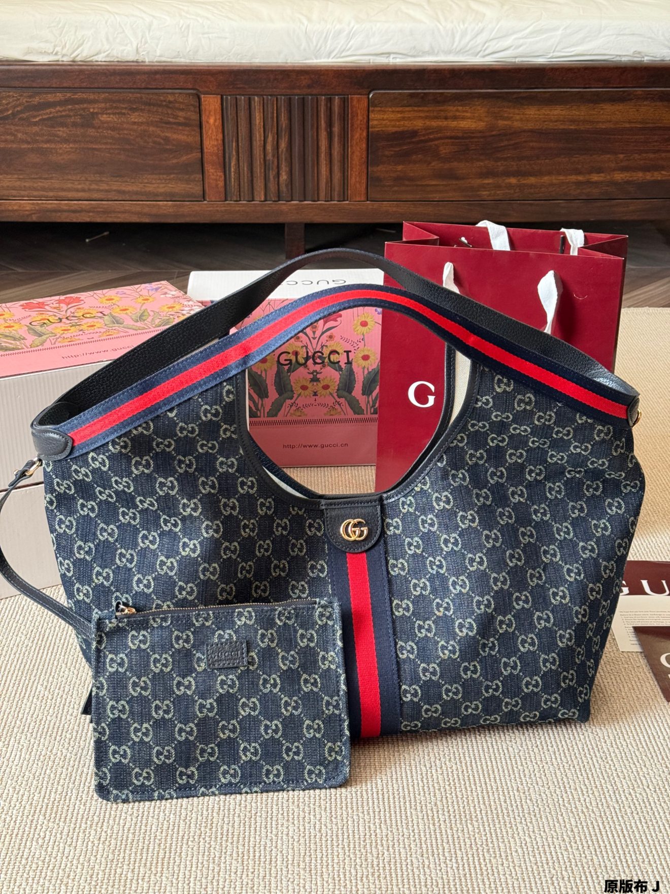 Gucci Giglio  40*32cm - Image 2