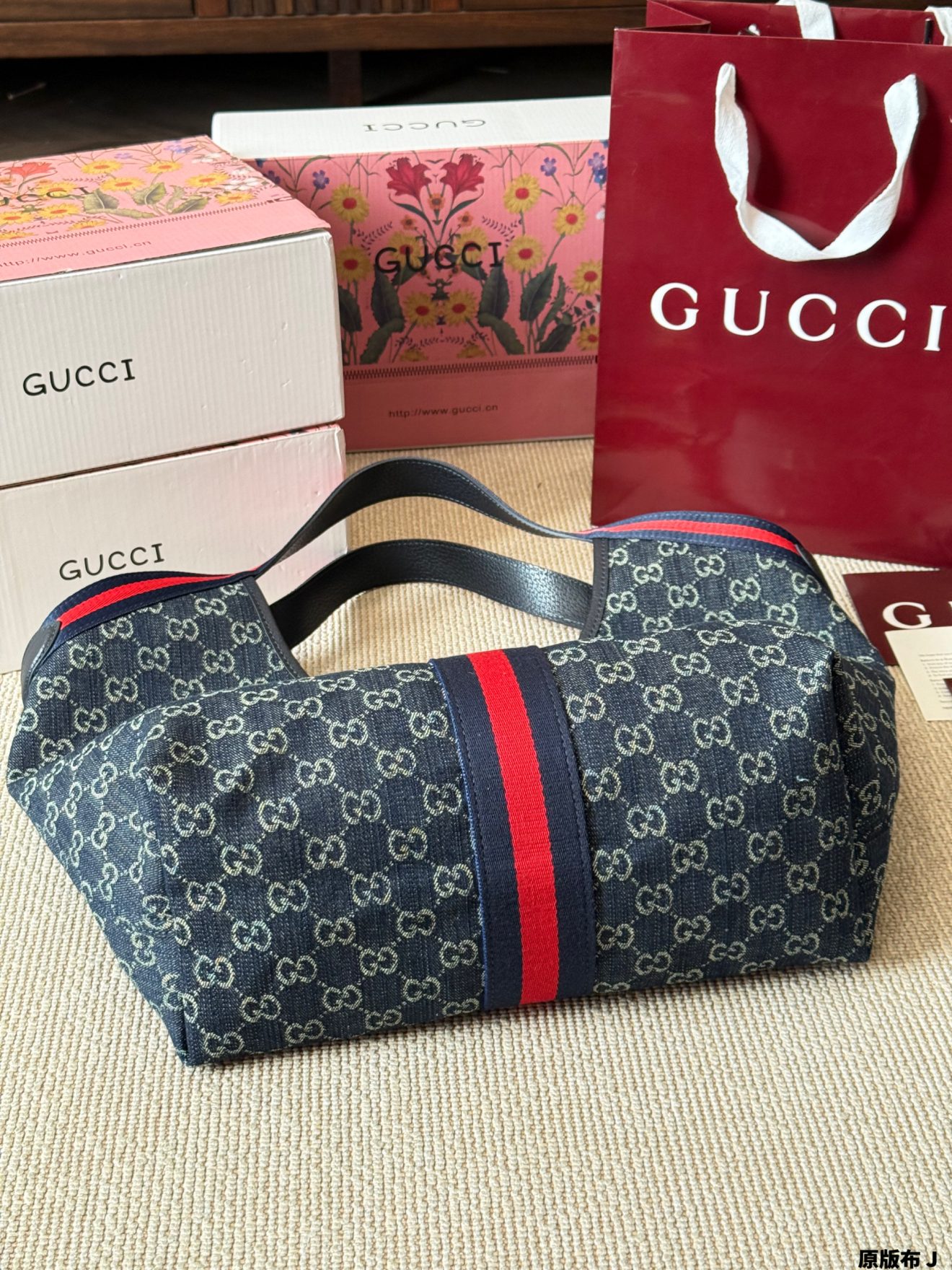 Gucci Giglio  40*32cm - Image 8