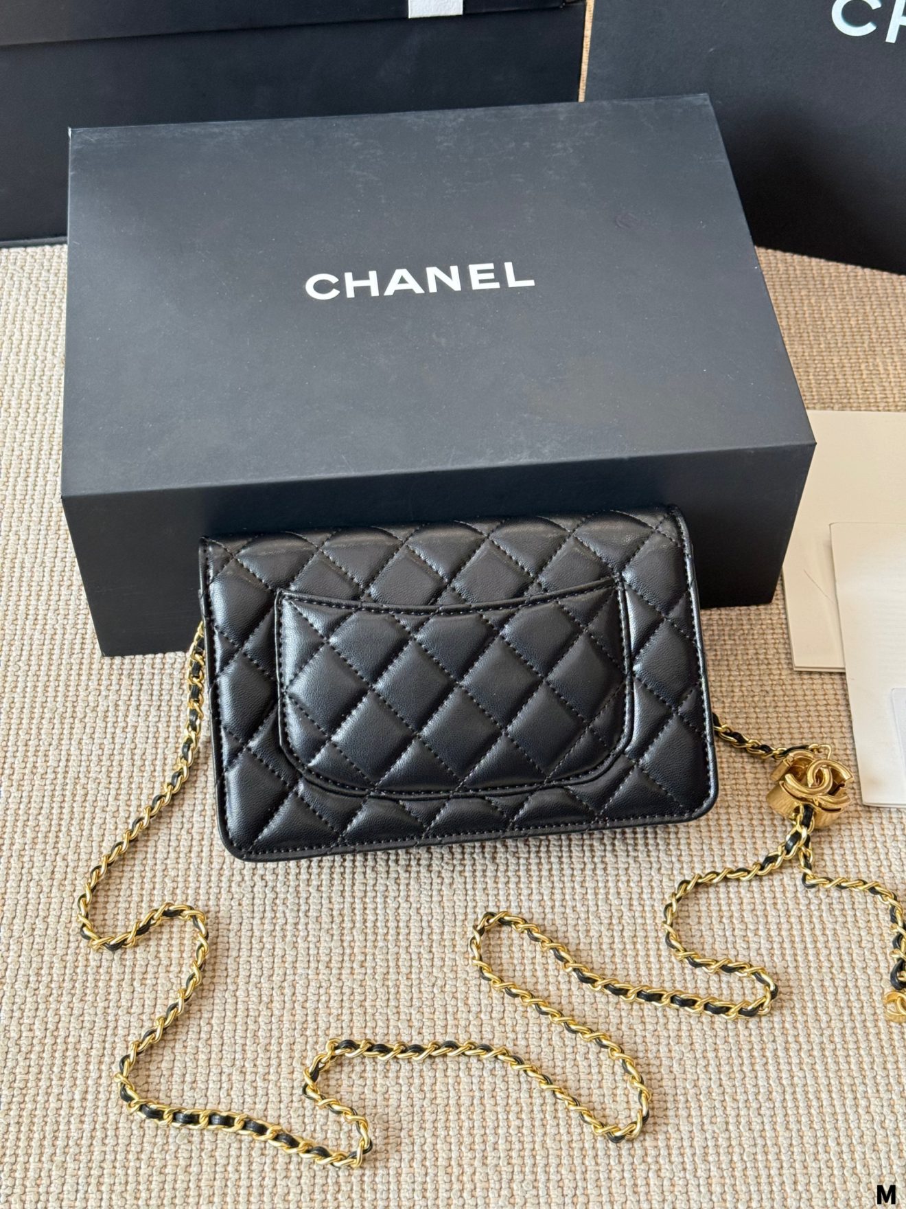 Chanel woc lamb skin golden hardware 19*12cm - Image 9