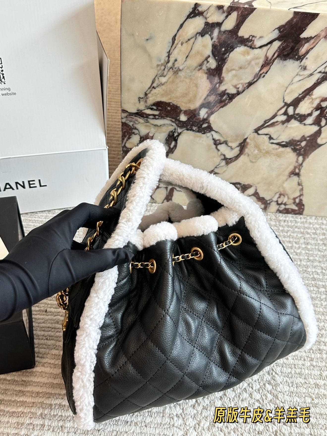 Chanel 25 Lambskin Drawstring Bucket Bag - Image 7