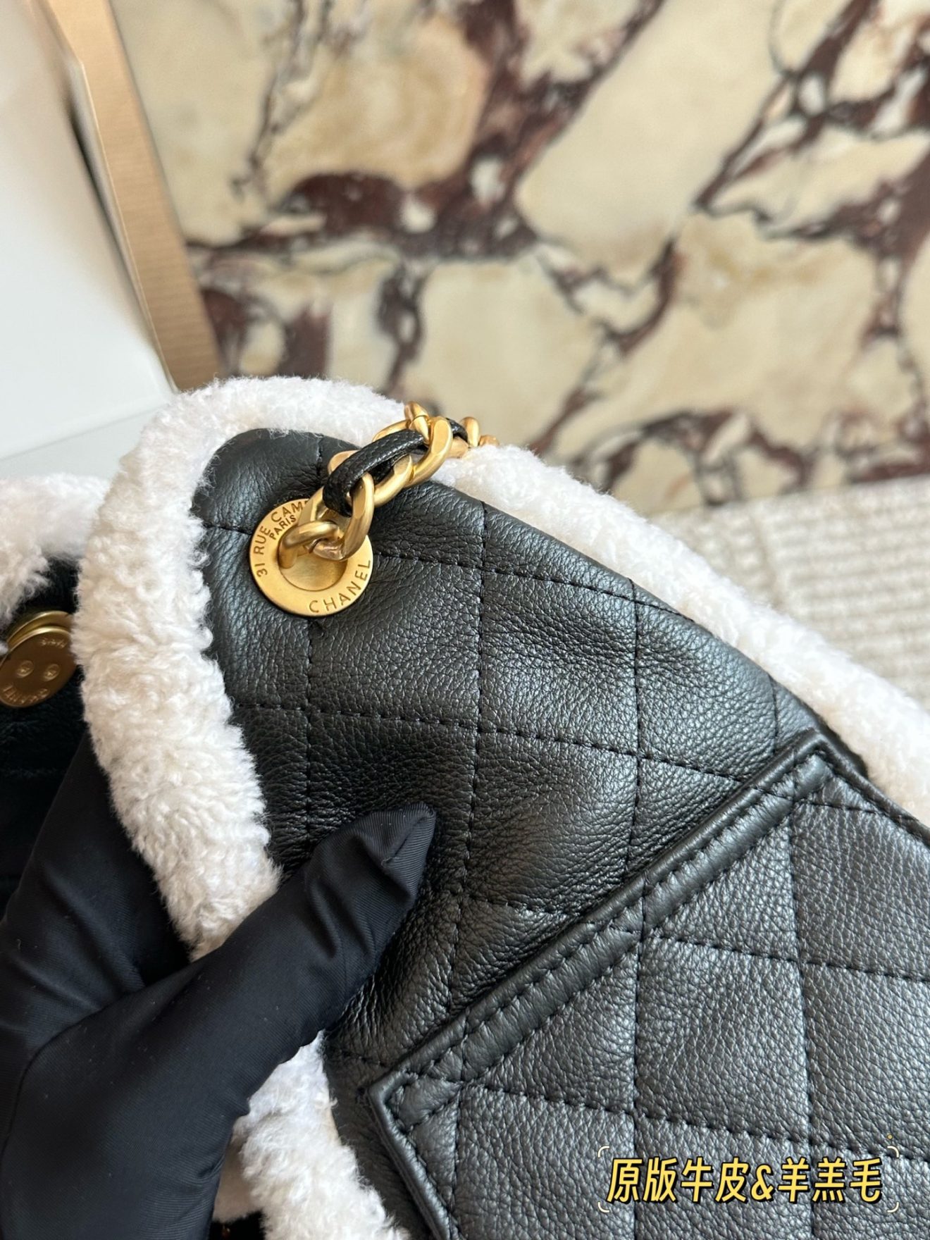 Chanel 25 Lambskin Drawstring Bucket Bag - Image 4