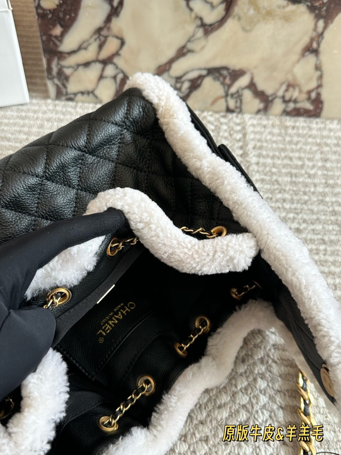 Chanel 25 Lambskin Drawstring Bucket Bag - Image 8