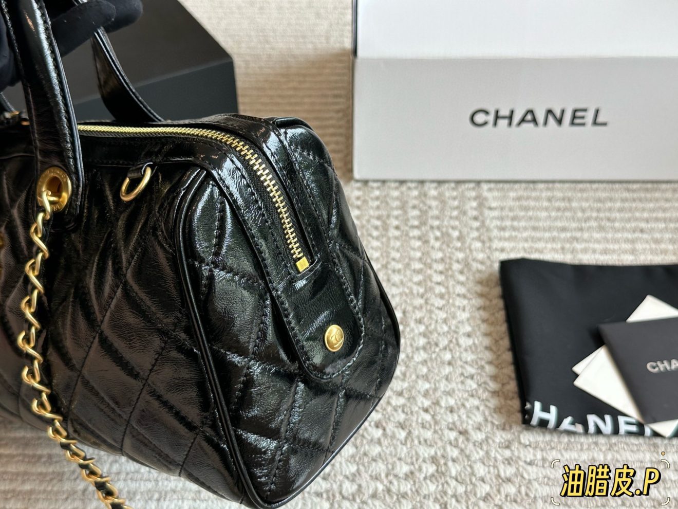 Chanel 25A Pull-up Leather 31cm - Image 4