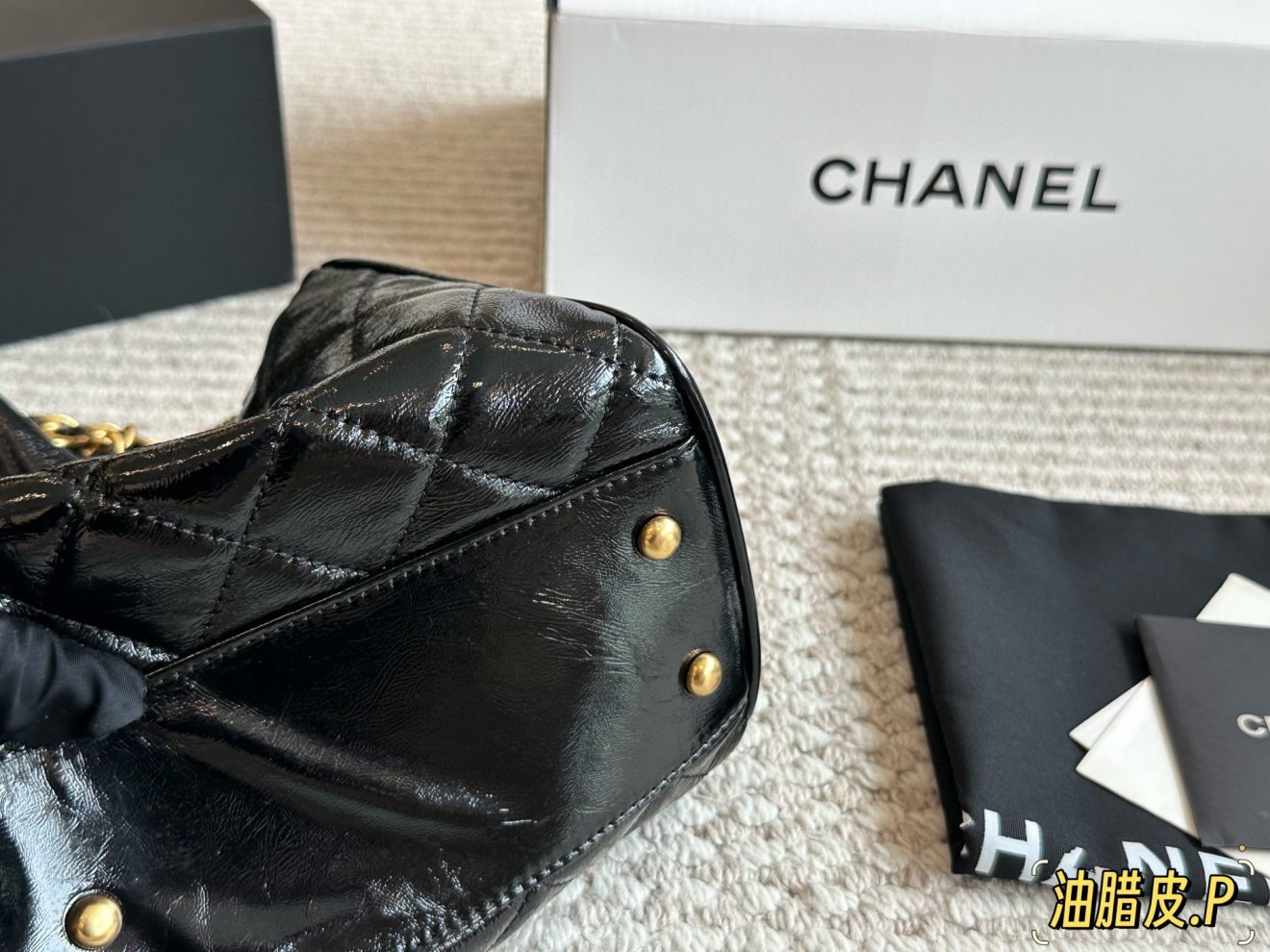 Chanel 25A Pull-up Leather 21cm - Image 6