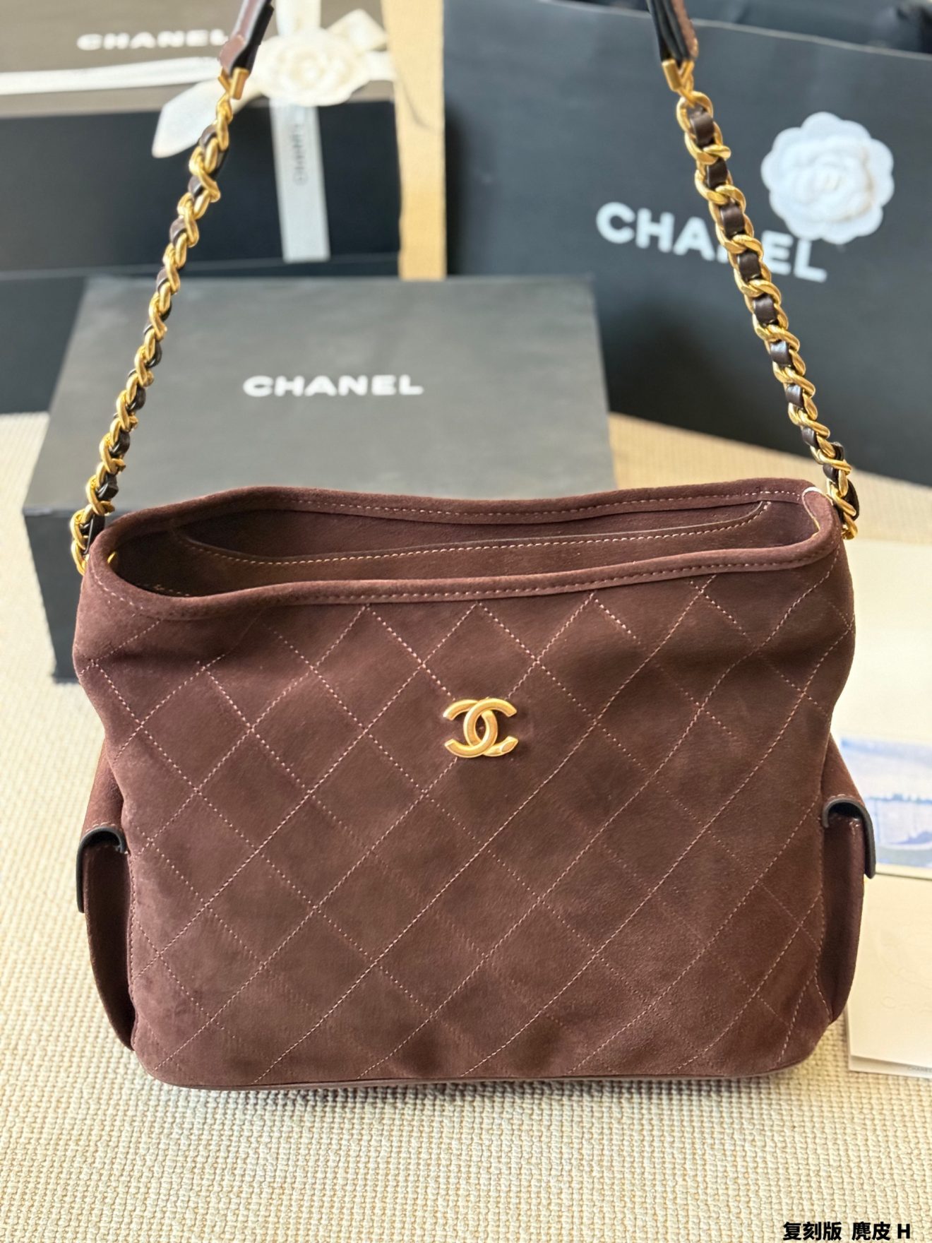 chanel hobo 30 *22cm - Image 2
