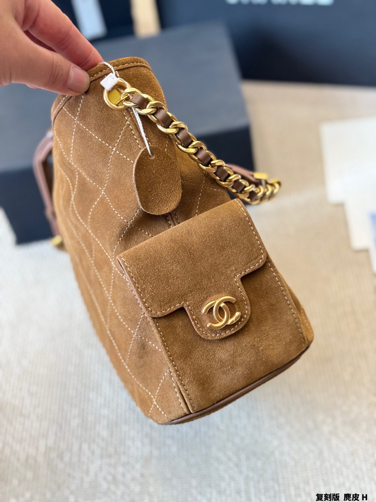 chanel hobo 30 *22cm - Image 3