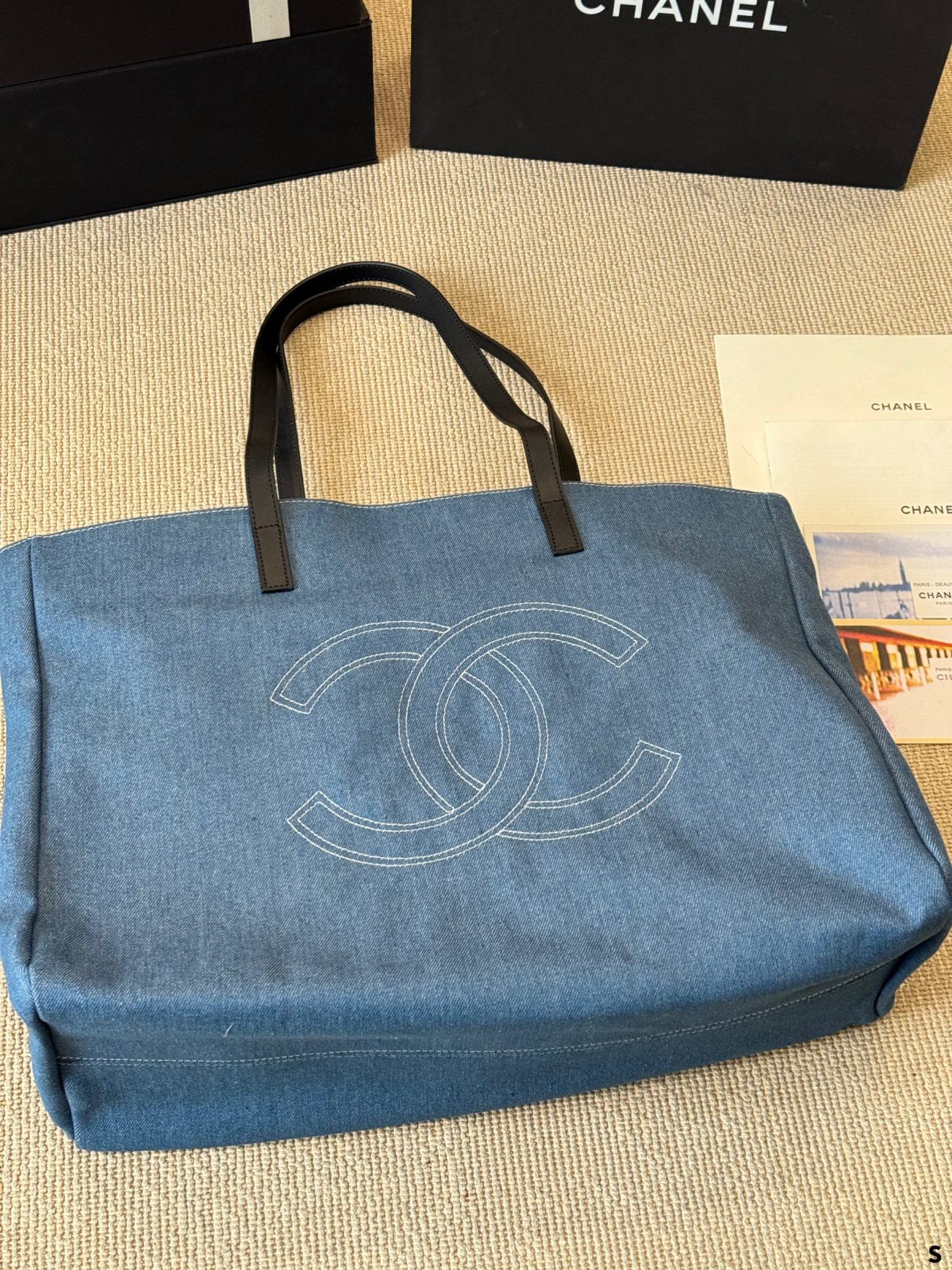 chanel denim tote 43*33cm - Image 7