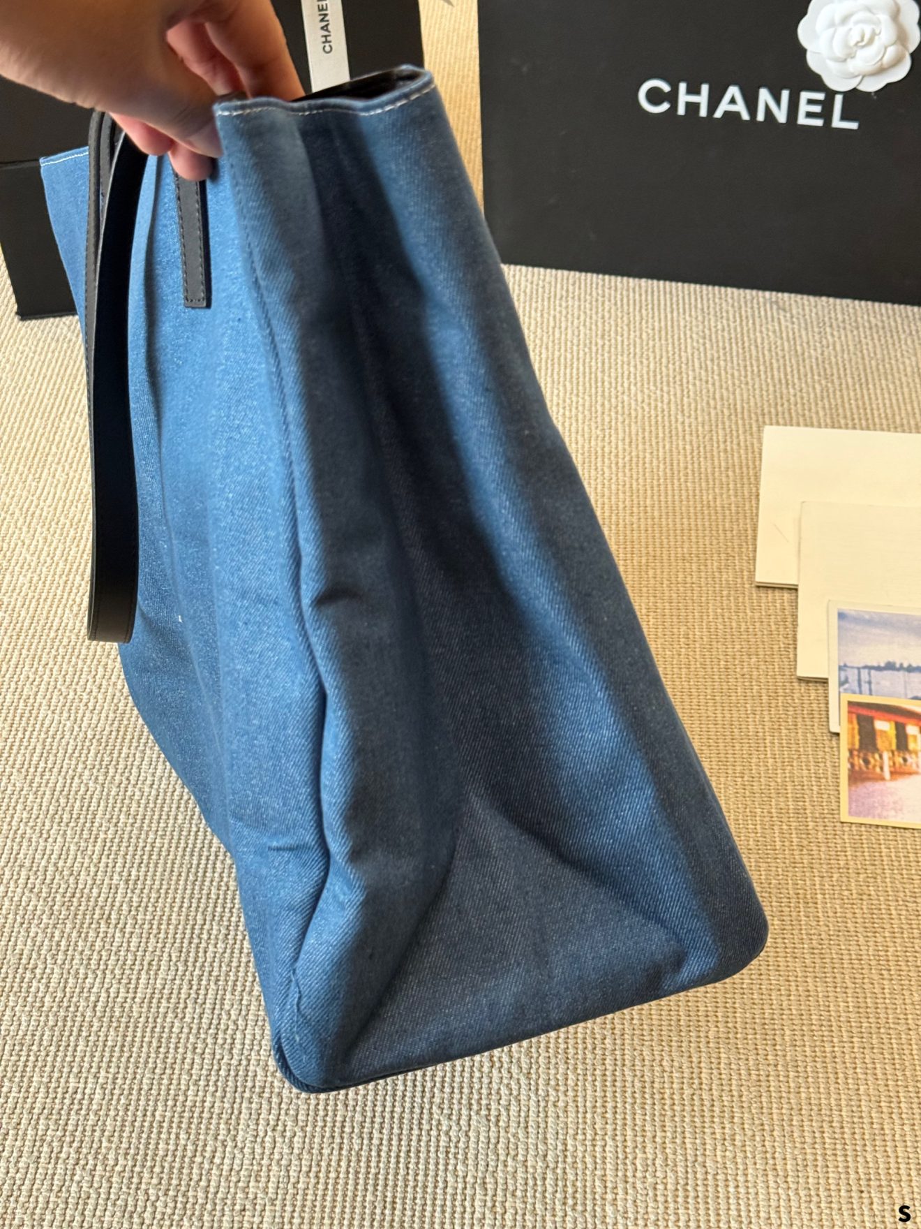 chanel denim tote 43*33cm - Image 4