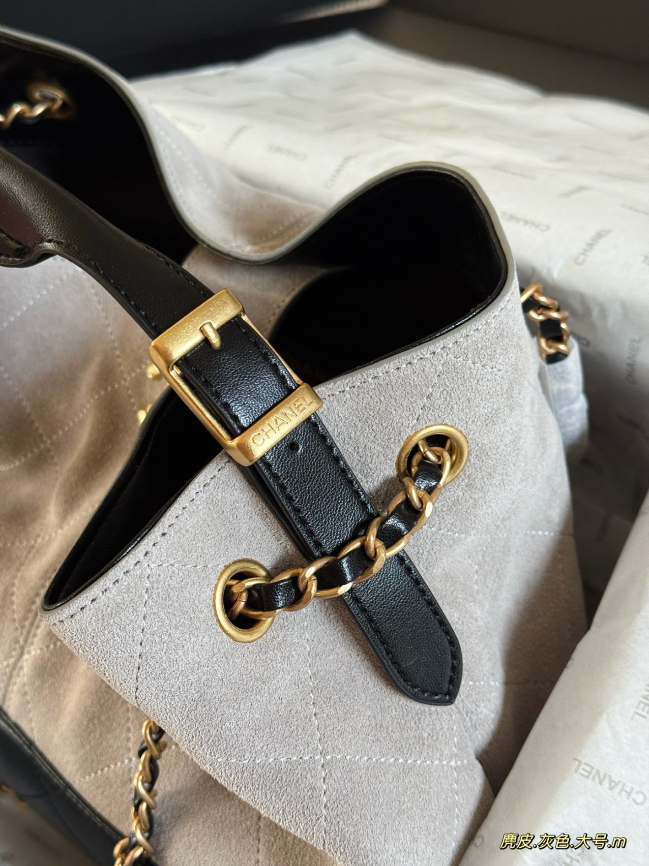 chanel 25a suede 36*25cm - Image 2