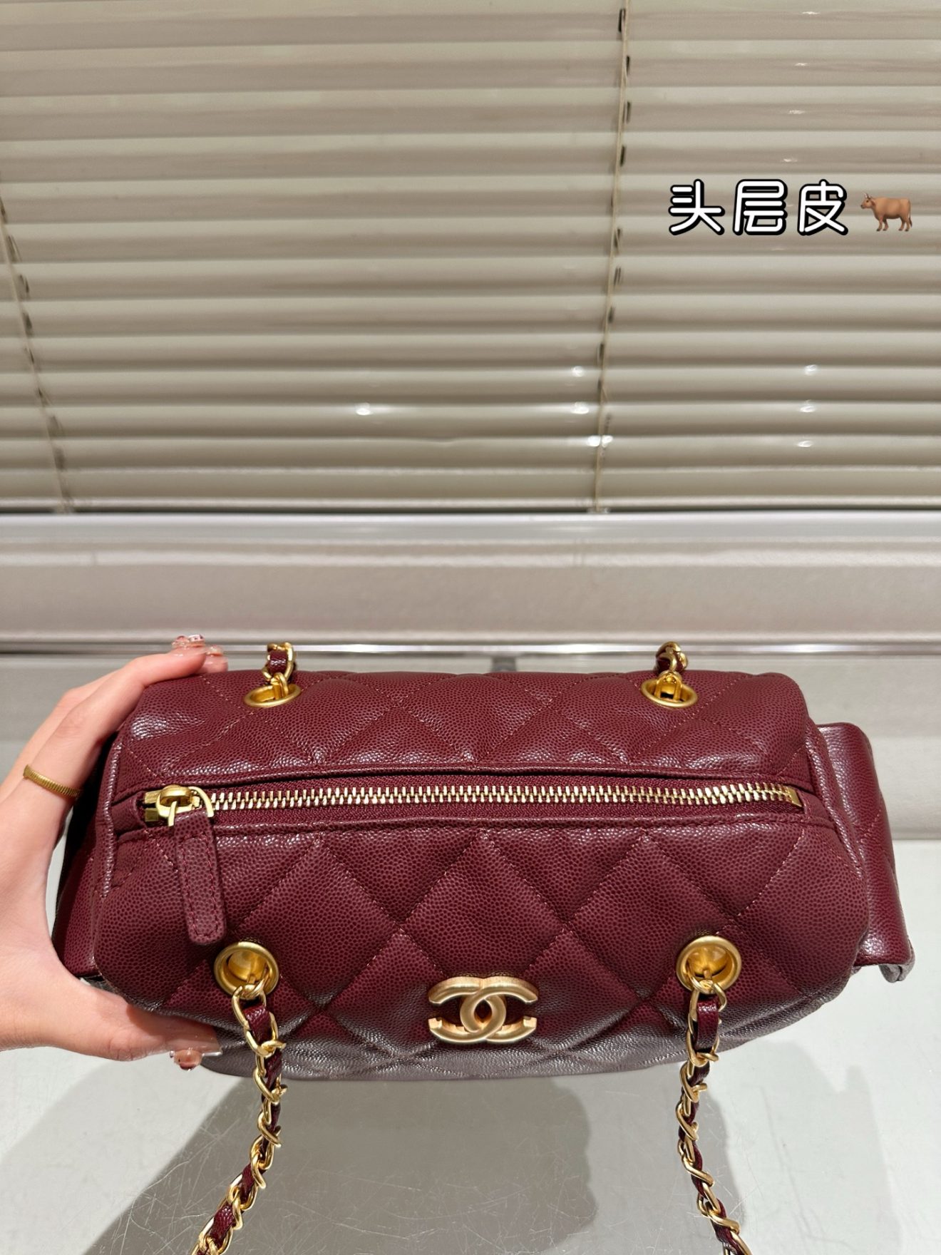 chanel 25k bowling bag with caviar texture 2 colors - Image 4