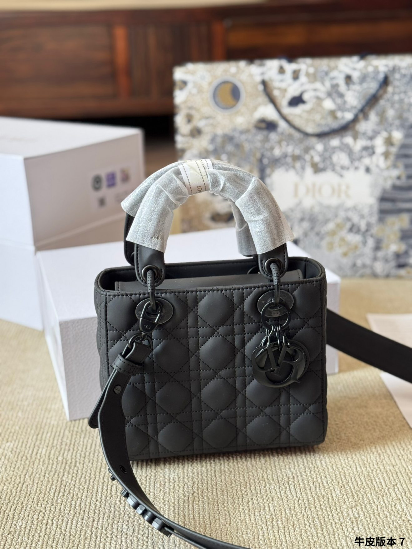 lady D matte finished and matched hardware - Image 9