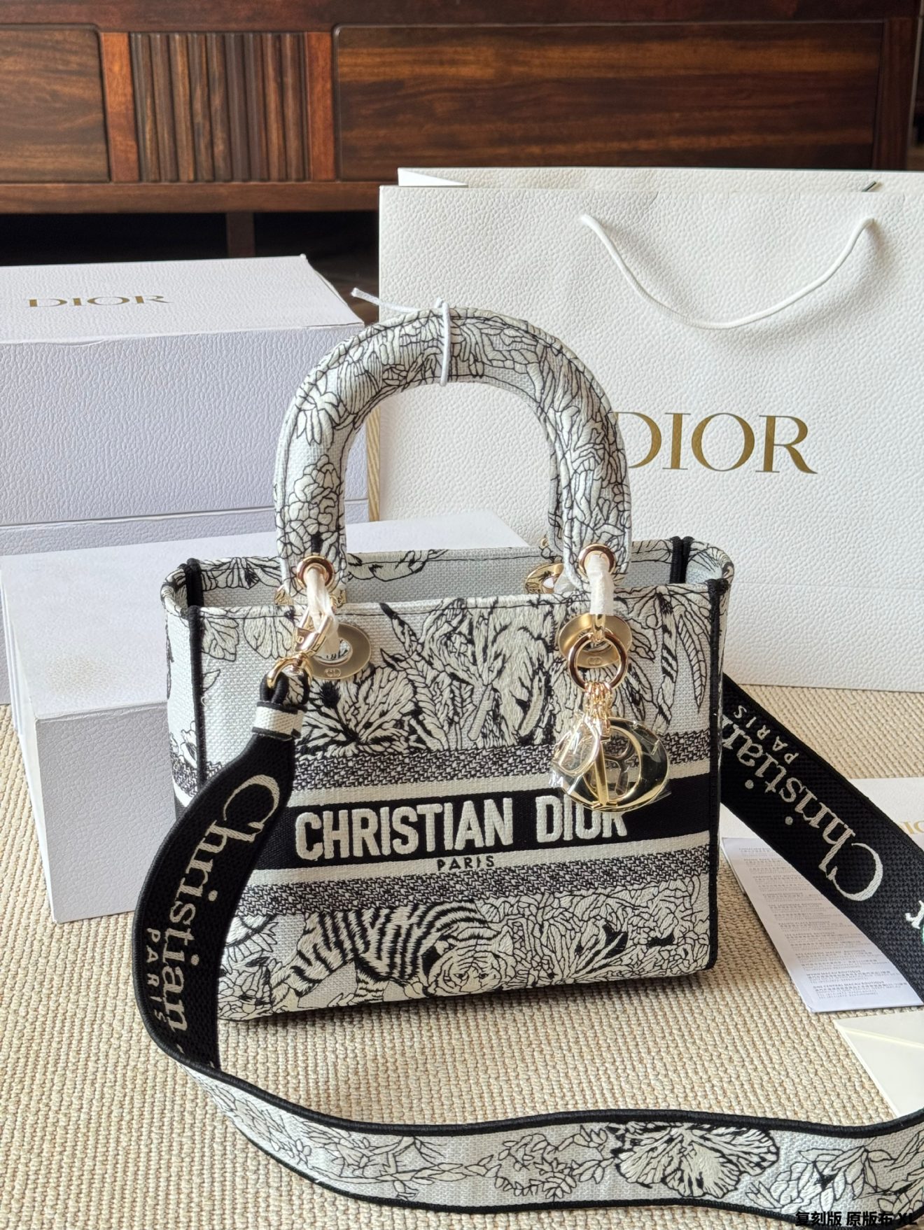 Lady D-Lite bag 24cm - Image 3