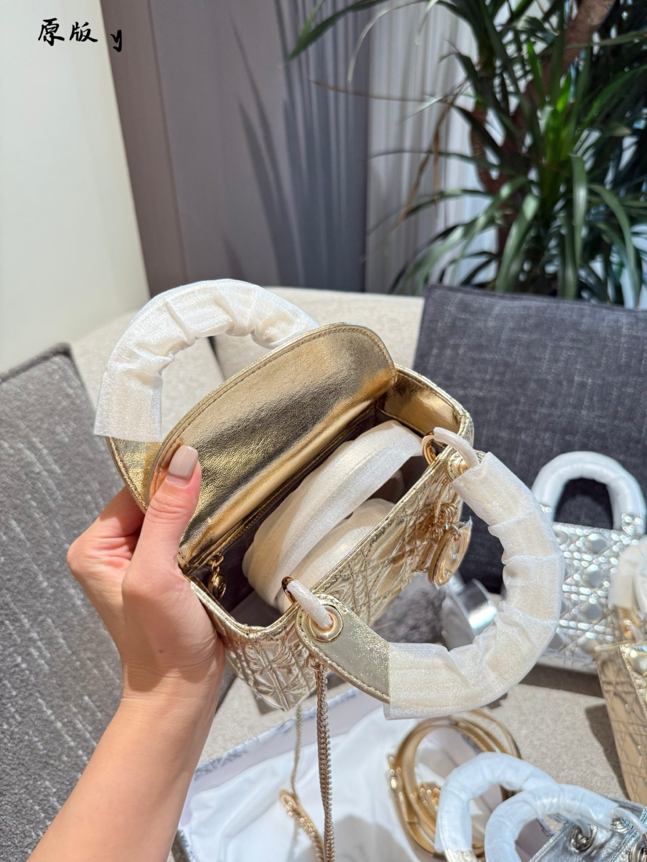 Lady Dior bling bling silver and gold in 17/20cm - Image 8