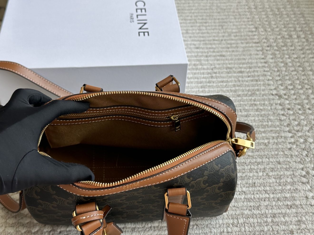 Celine boston 26*16cm - Image 9