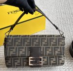 Fendi monogrammed Baguette bag 25*15cm