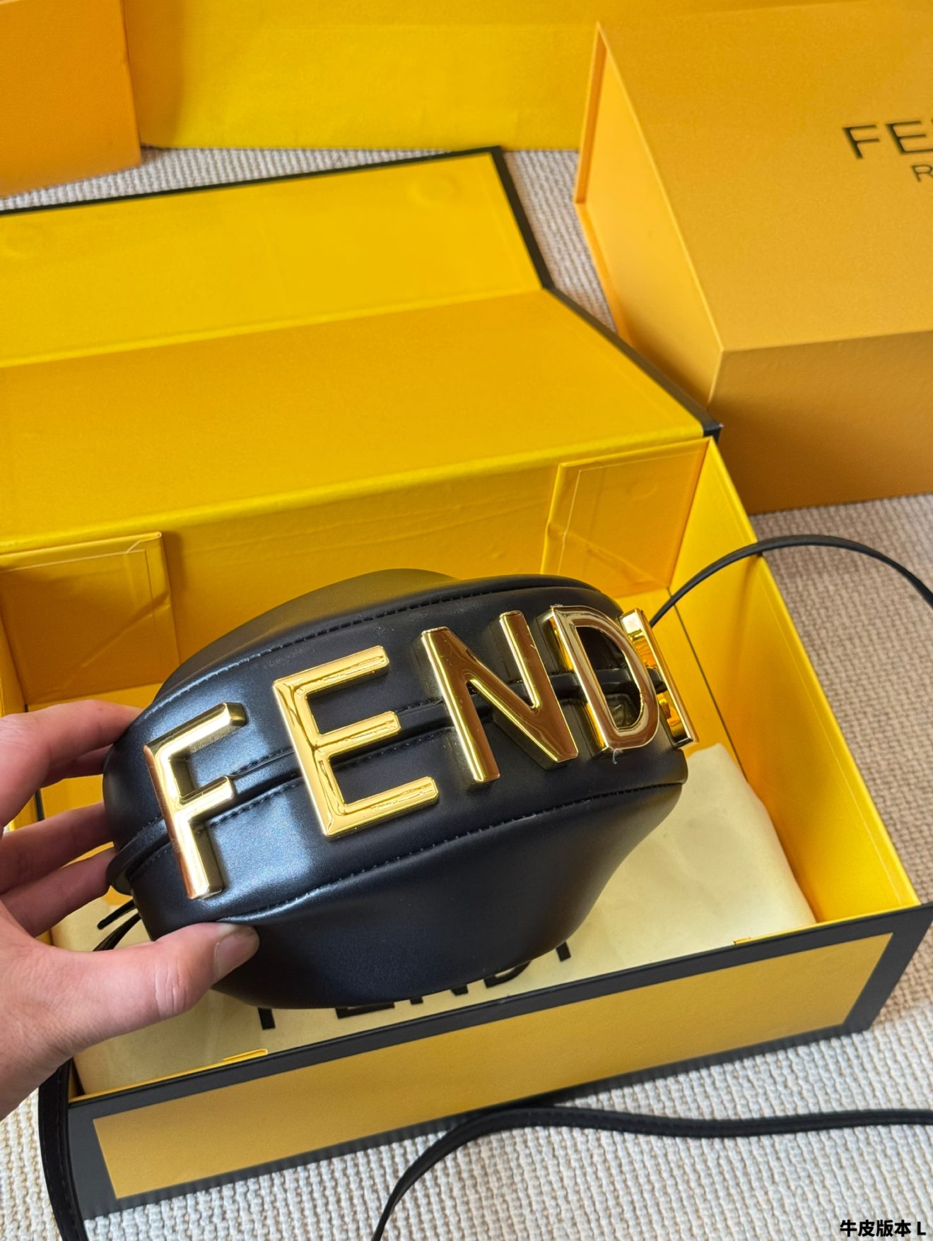Fendi nano graphy handbag 18*12cm - Image 18