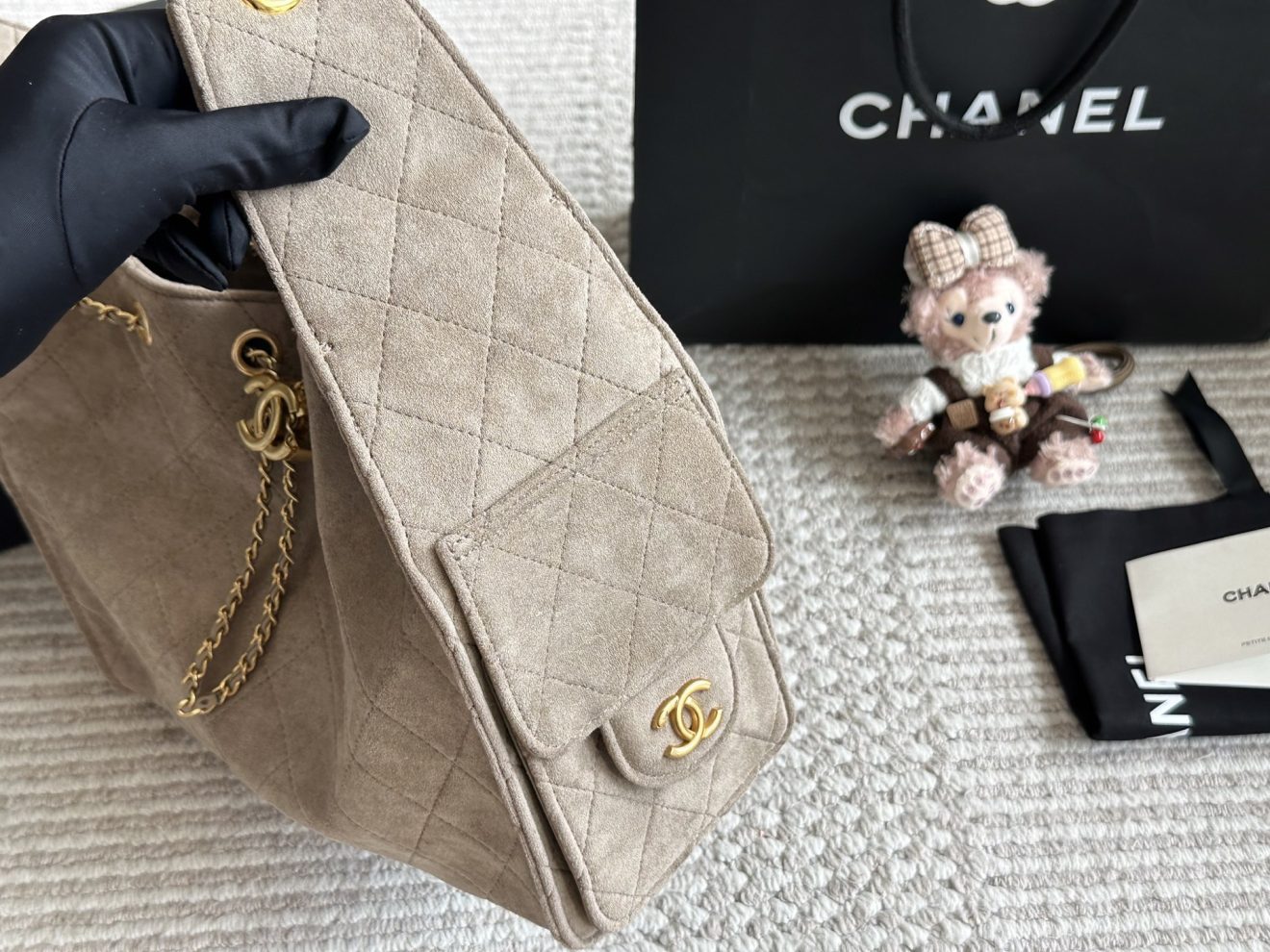 CHANEL 25 Suede Hobo Small 26x30cm - Image 6