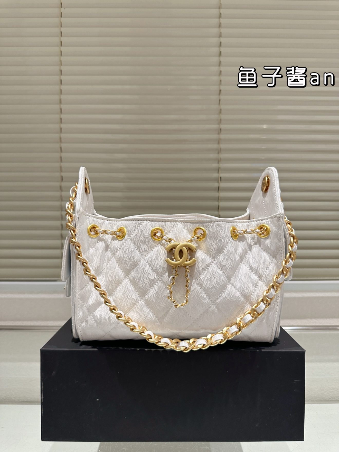 CHANEL 25 Suede mini hobo 21x26cm (7 colors ) - Image 5