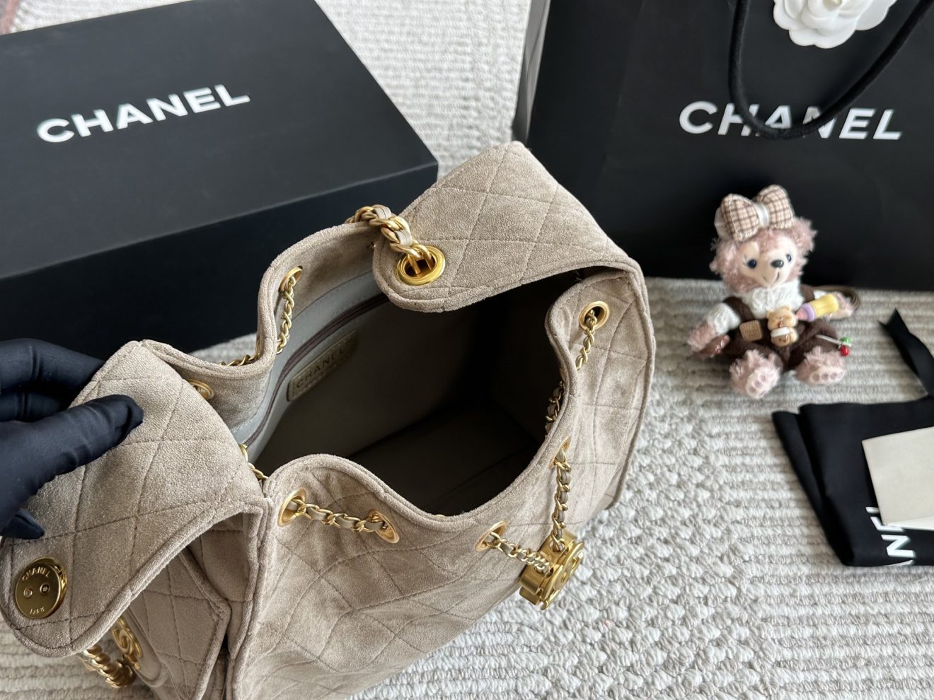 CHANEL 25 Suede Hobo Small 26x30cm - Image 5