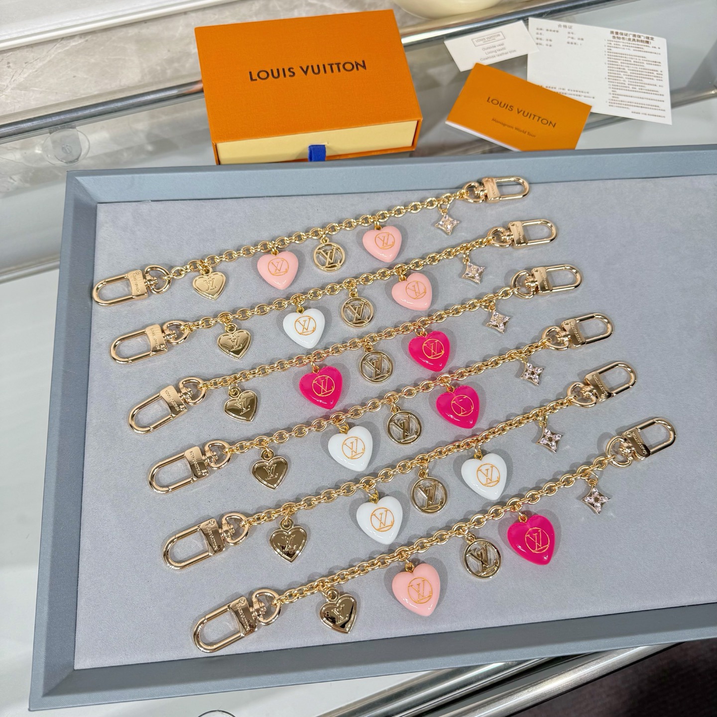 LOUIS VUITTON lv Charm
