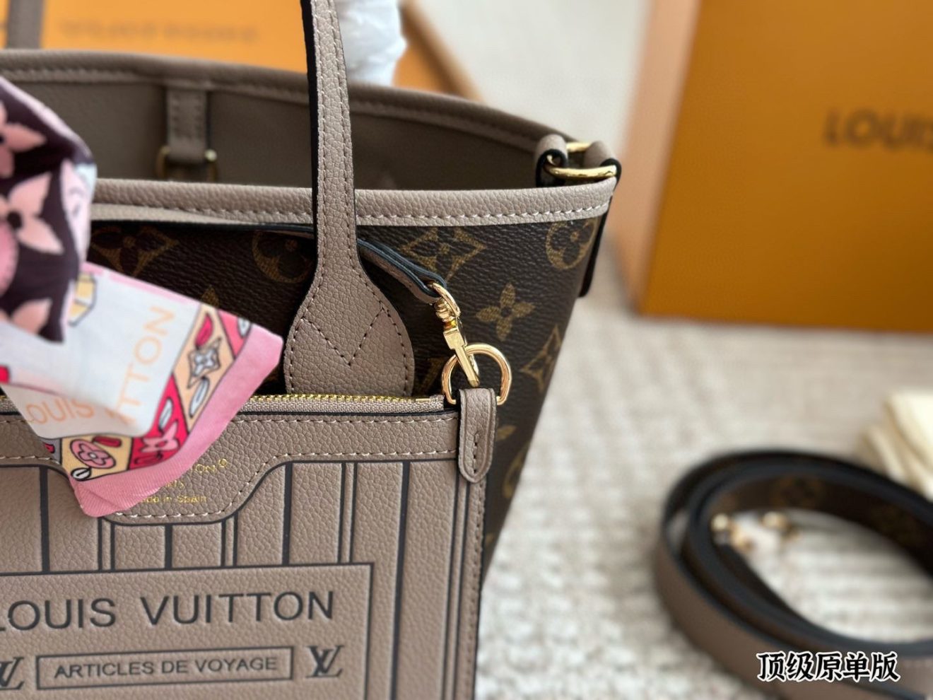 Neverfull BB Double Side mini size 20*16cm - Image 3