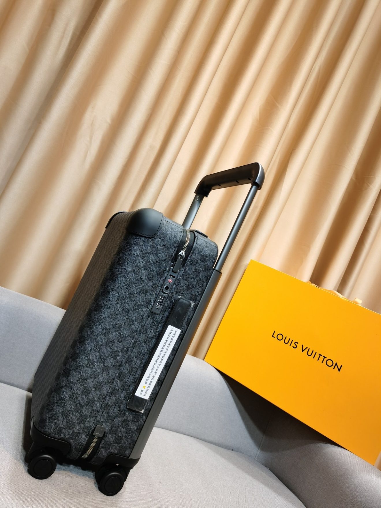 LOUIS VUITTON lv Suitcase - Image 7