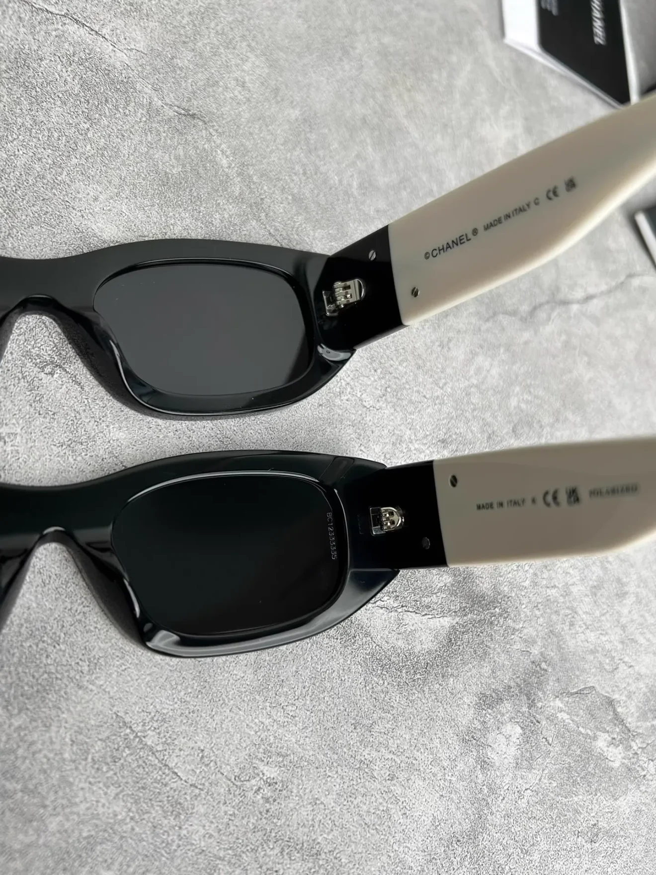 Chanel sunglass CH5525 - Image 4