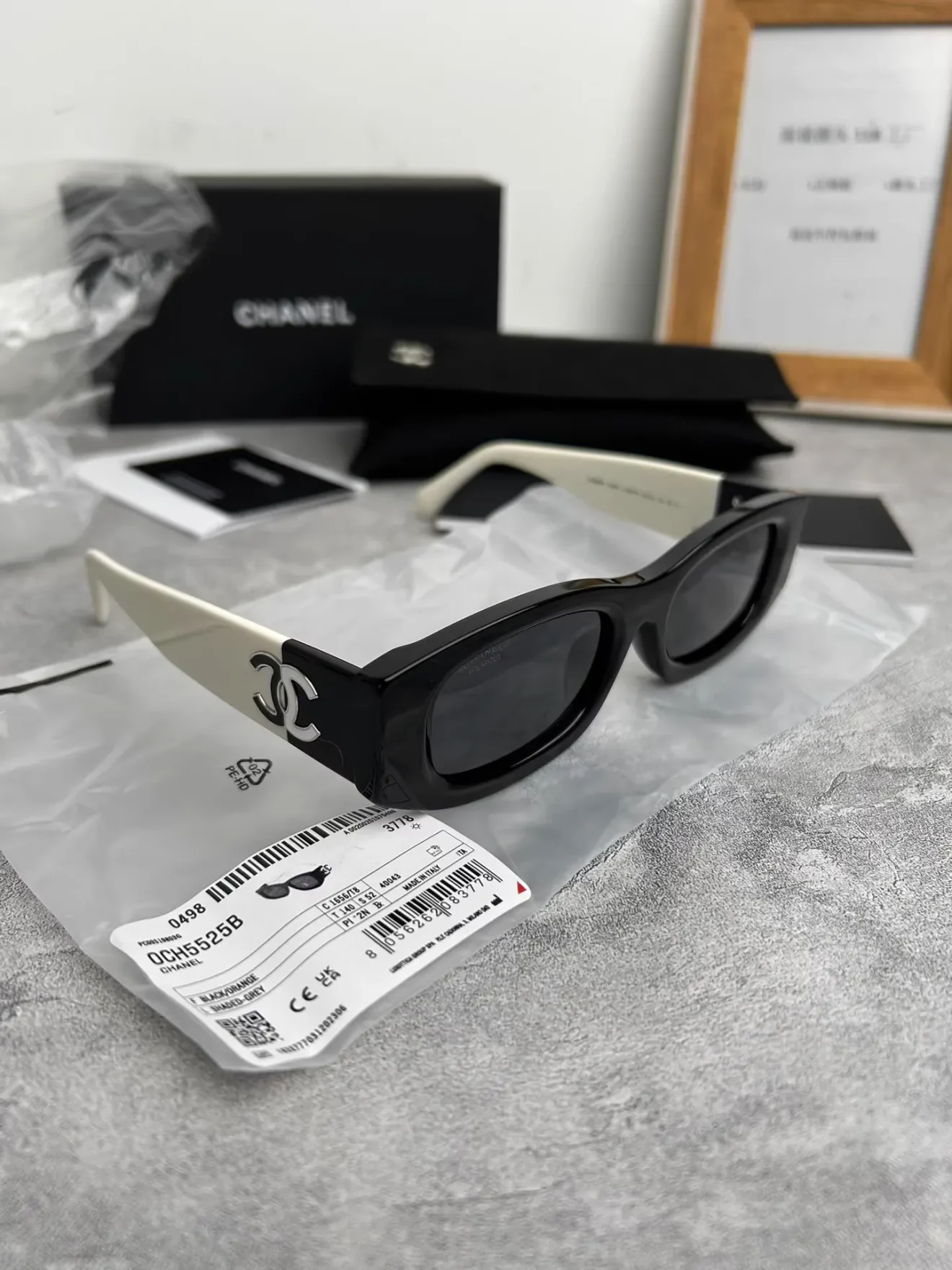 Chanel sunglass CH5525 - Image 5
