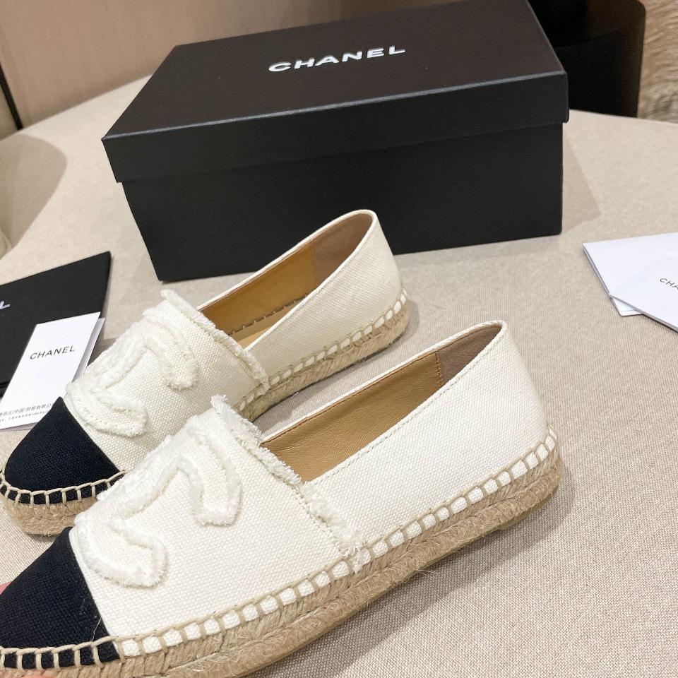 CHANEL shoes