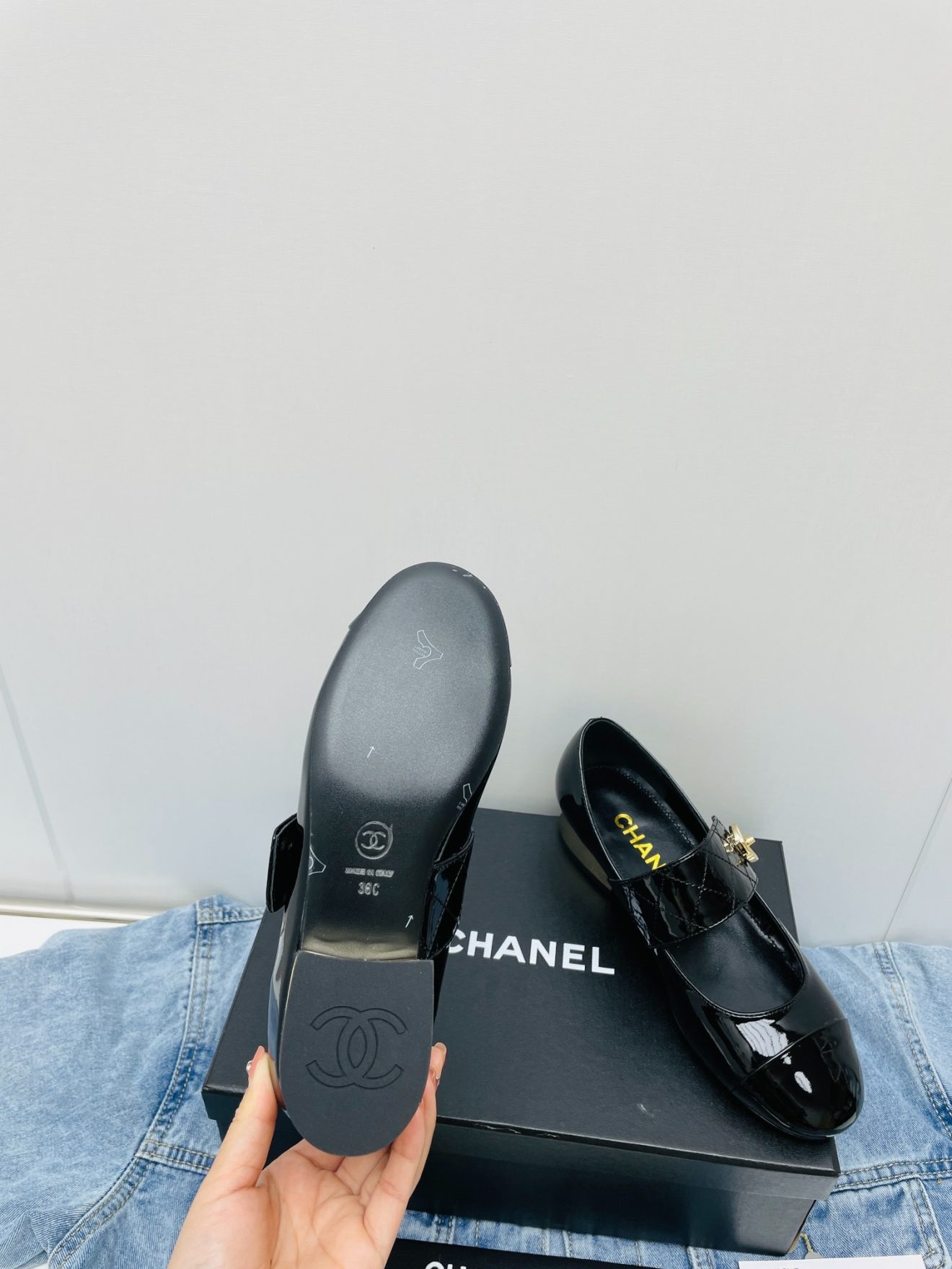 CHANEL  shoes - Image 3