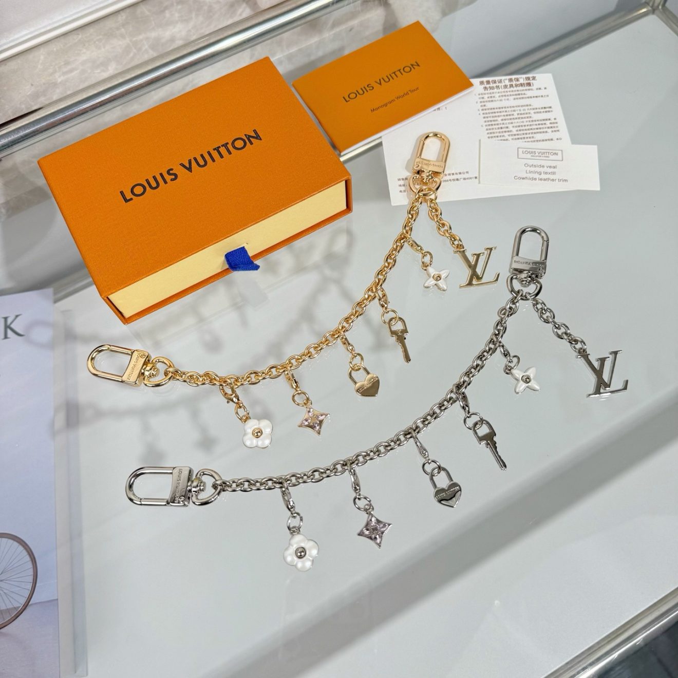 LOUIS VUITTON lv Charm