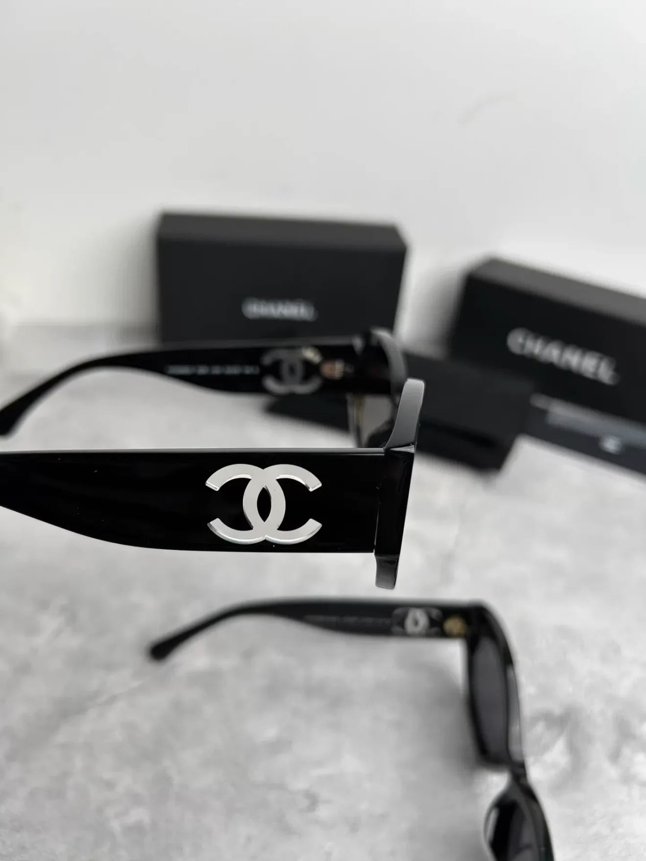 CHANEL sunglass CH5528 - Image 8