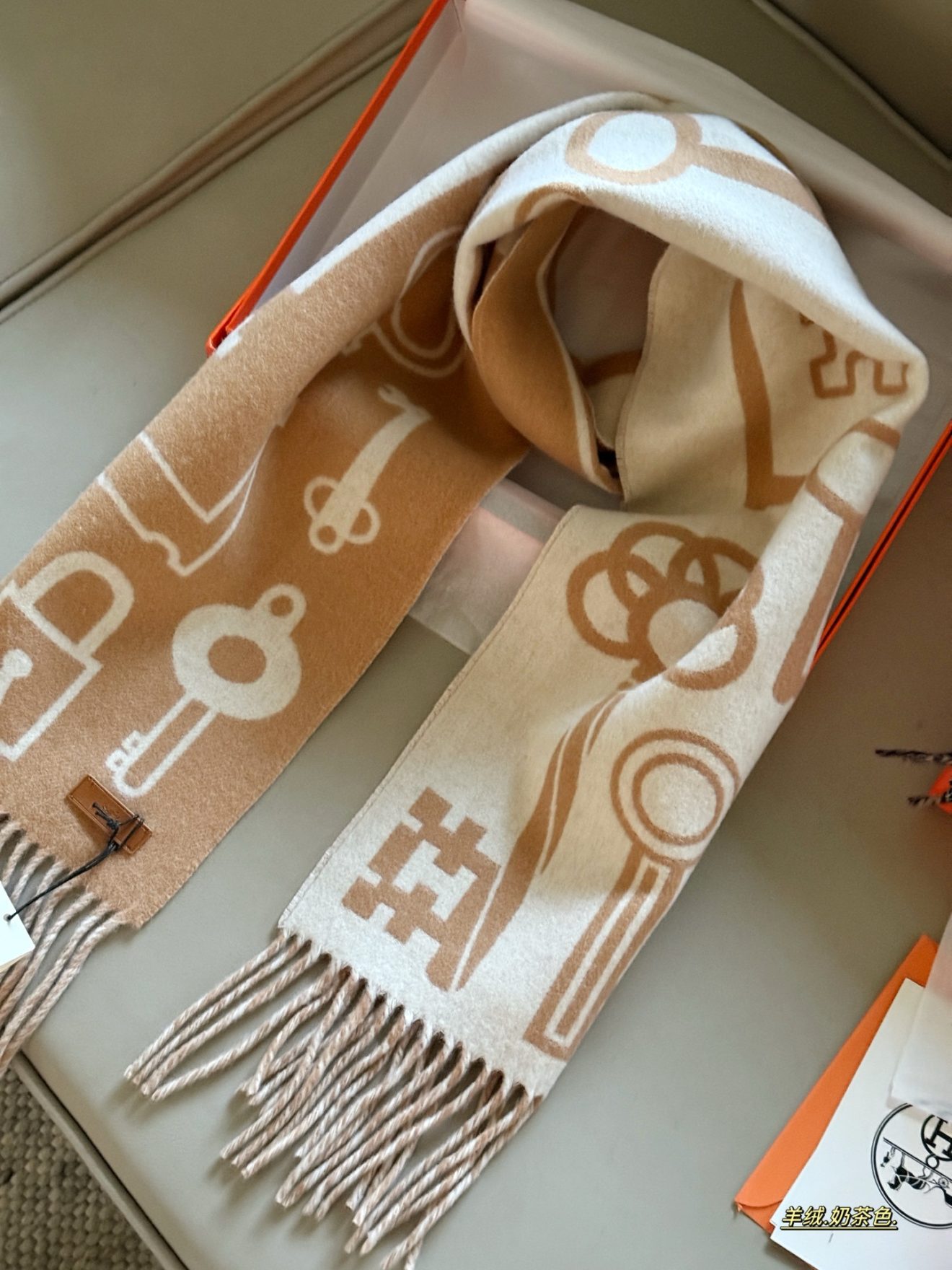 HERMES Scarf  size：160*30cm